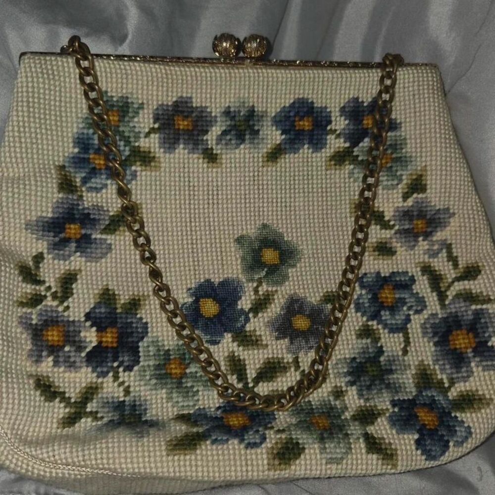 Vtg Christine Custom Bags Needlepoint Floral Purse needlepoint